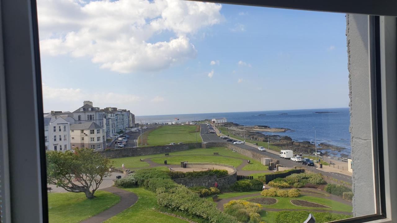 Apt3, No 2 Antrim Gardens, Portrush With Seaview Kültér fotó